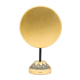 Figur i guldfarvet polyresin af kvinde i meditation, 24,5 cm og 610 gram