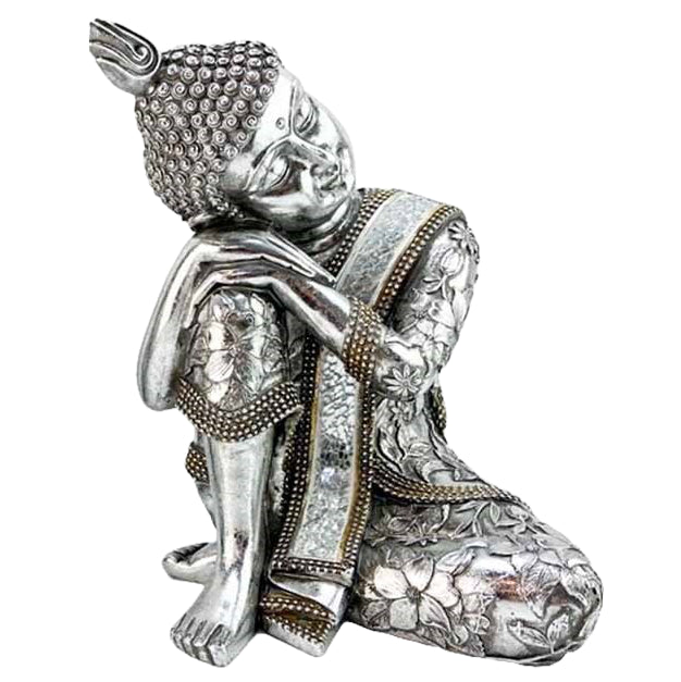 siddende buddha statue I sølv nuancer