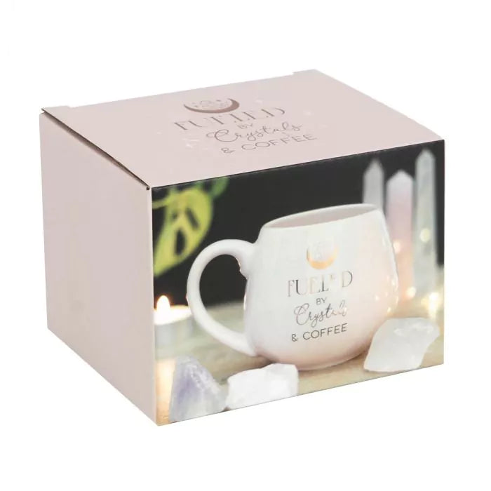 Fueled by Crystals and Coffee | Kop | Krus | 500 ml | Krystal Inspireret