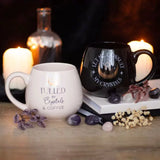 Fueled by Crystals and Coffee | Kop | Krus | 500 ml | Krystal Inspireret
