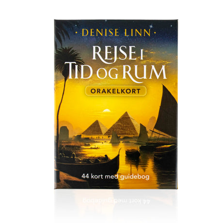 Rejse i tid og rum orakelkort med egyptiske pyramider og Nilen som baggrund.