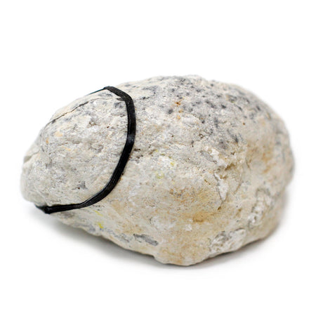 bjergkrystal geode 8-9 cm med elastik