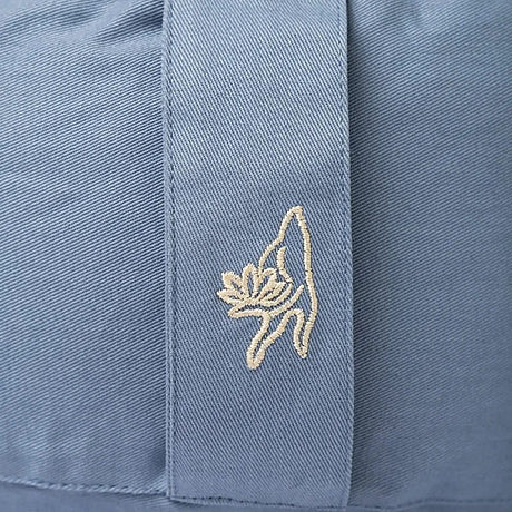 hånd med lotus blå