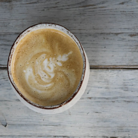 stilbillede af kaffe med flot mønster