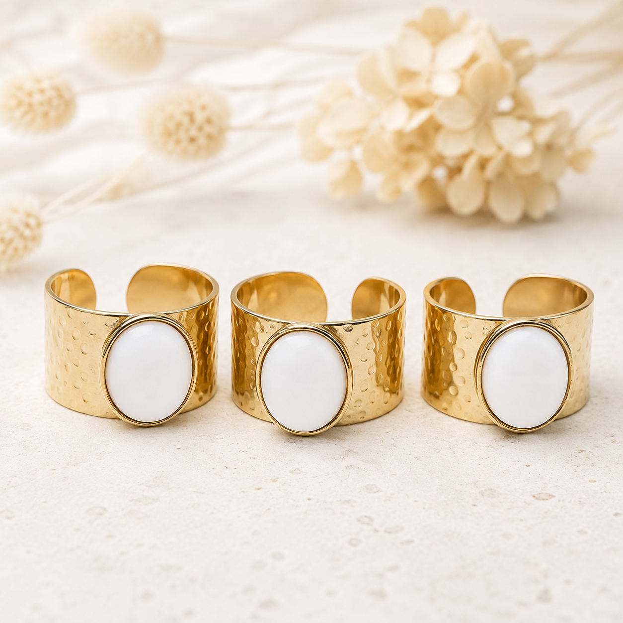 Hvid Jade | Justerbar Fingerring | 18 Karat Guldbelagt